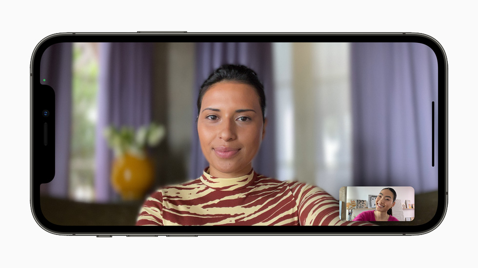 iOS 15 showing FaceTime in portrait mode
