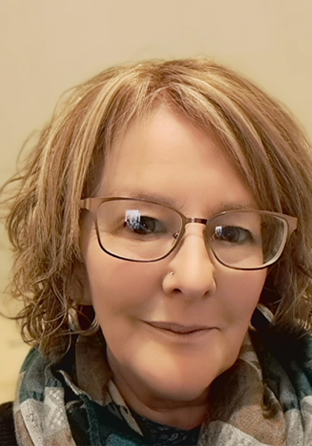 Photo of Miriam Hendry